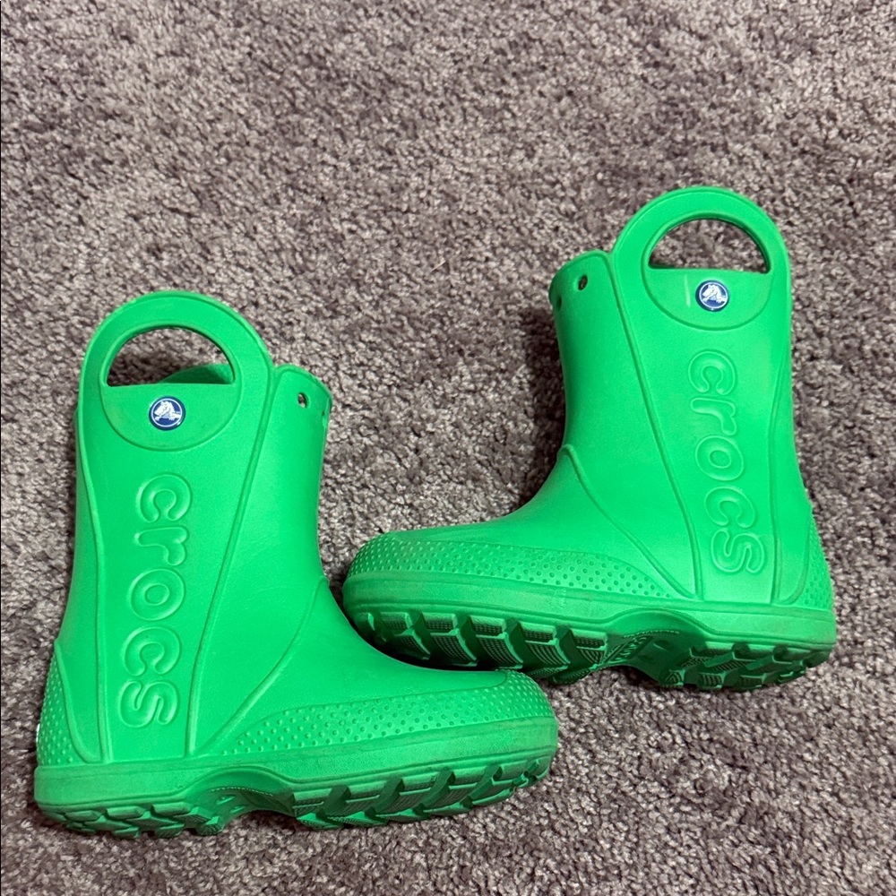 CROCS Kids Vibrant Green Rain Boots